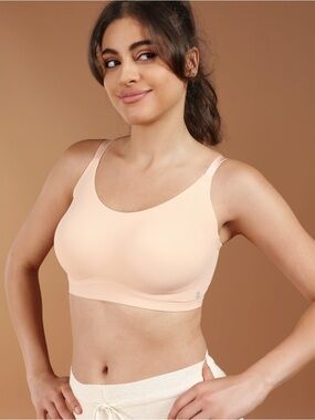 Comfelie Pullover Seamless Bra with Cross-back Design